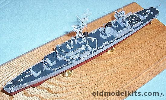 CM 1/350 DD-724 USS Laffey  (Sumner FRAM II  1968) plastic model kit